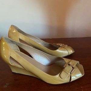 Stuart Weitzman Tan Peep Toe